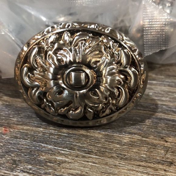 9 Glide Rite Hardware Old World Ornate Oval Knobs Satin Nickel Finish - Picture 2 of 7